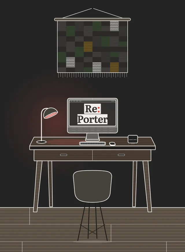 A hand-drawn desk at night: an iMac with Re:Porter on its dark screen under a woven wall hanging, a lit desk lamp throwing a pool of light over a wireless keyboard and mouse, a flip calendar and a shell chair.